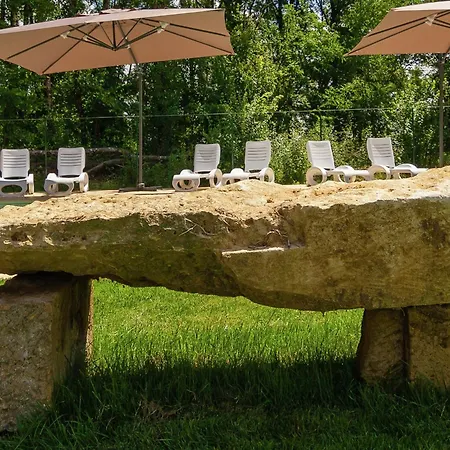 Spacious With Private Heated Pool In A Rustic Garden * Nantheuil