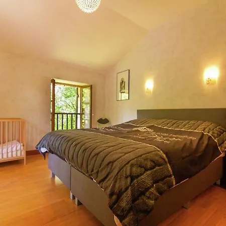 Spacious With Private Heated Pool In A Rustic Garden *